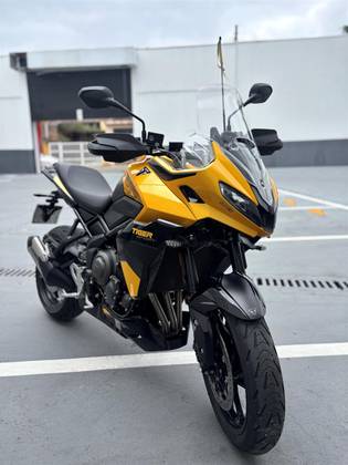 TRIUMPH TIGER 800 SPORT TRIUMPH TIGER 800 SPORT